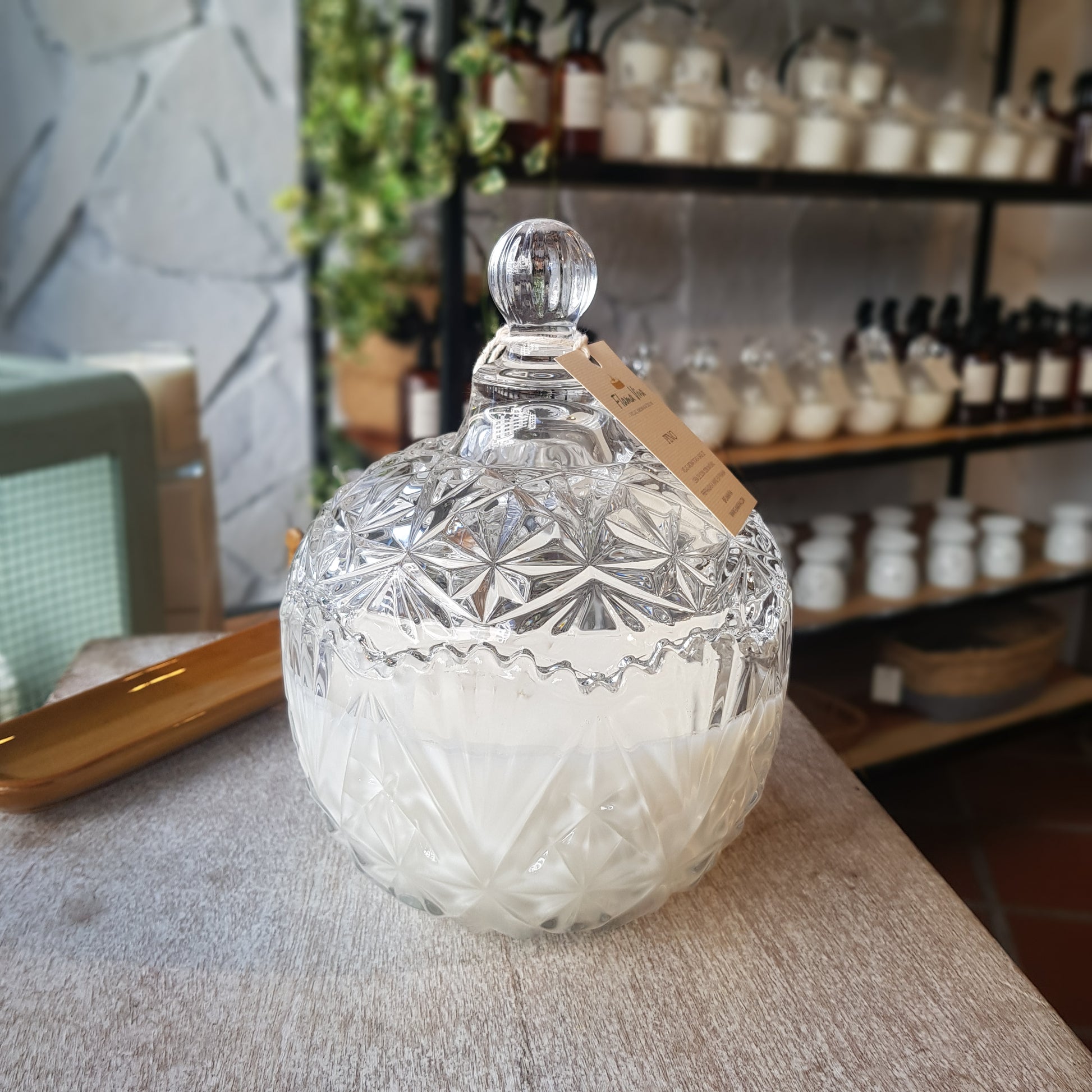 Vela Caixa XL, 4 mechas 20 oz - Flama Viva - Velas, Aromas & Decor
